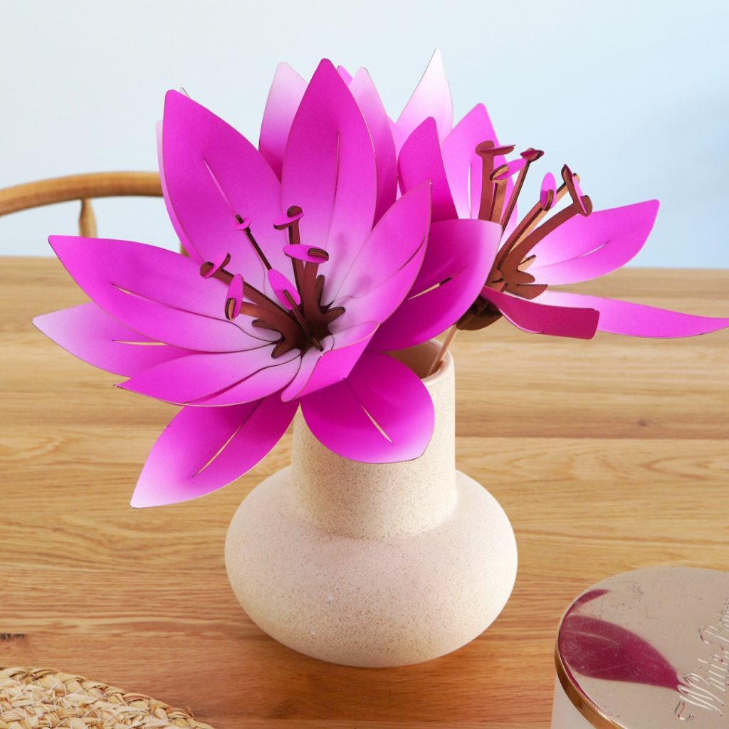 Assembli Paper Flowers fuchsia pink square