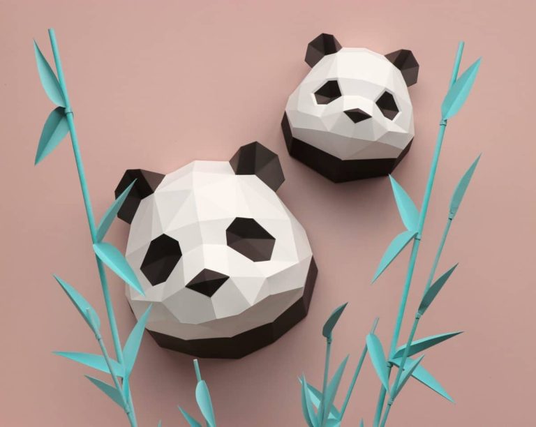 Assembli panda with baby