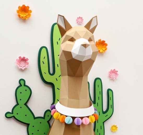 Alpaca necklace cactus low